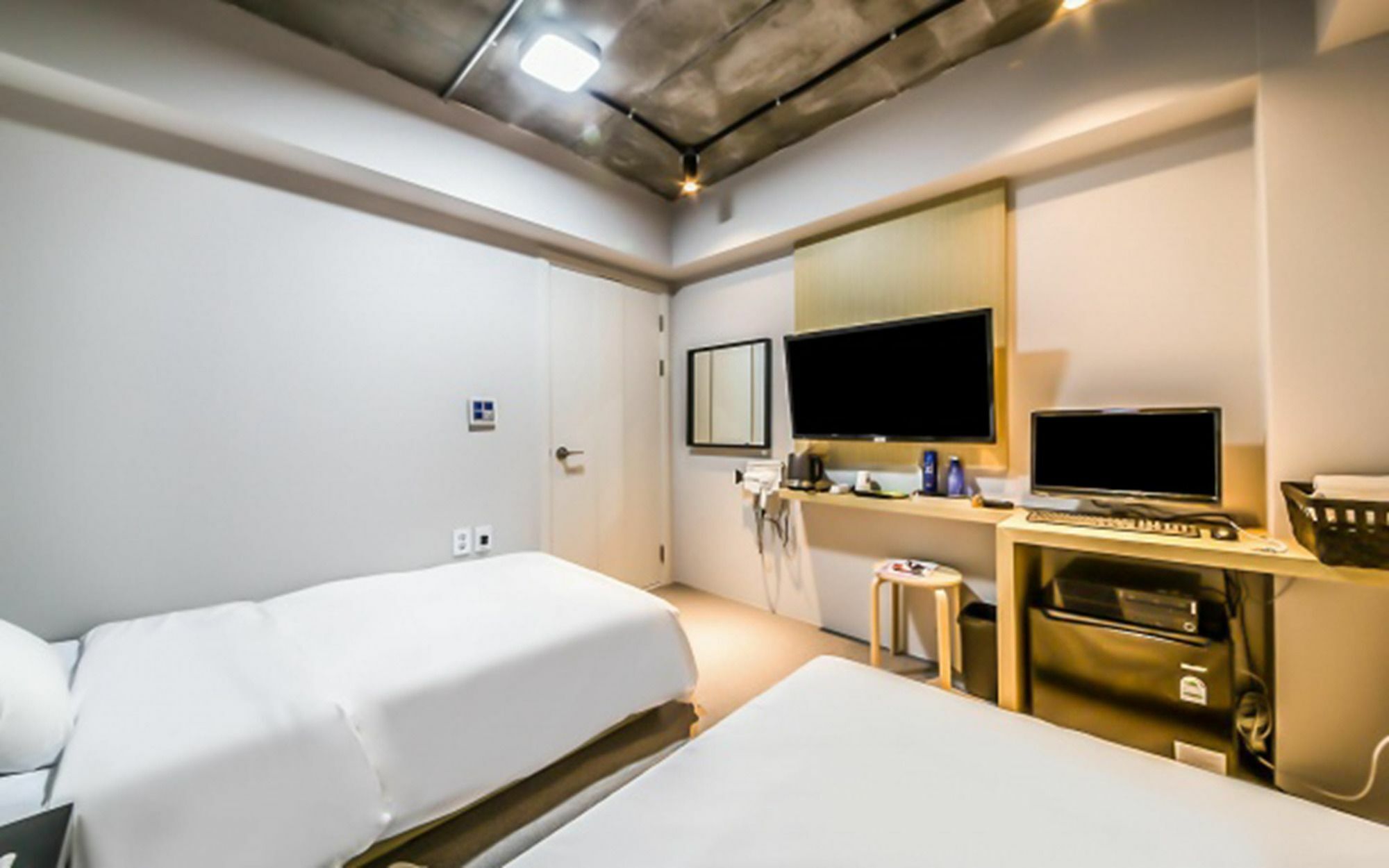 Hotel Junoh Seoul Exterior photo